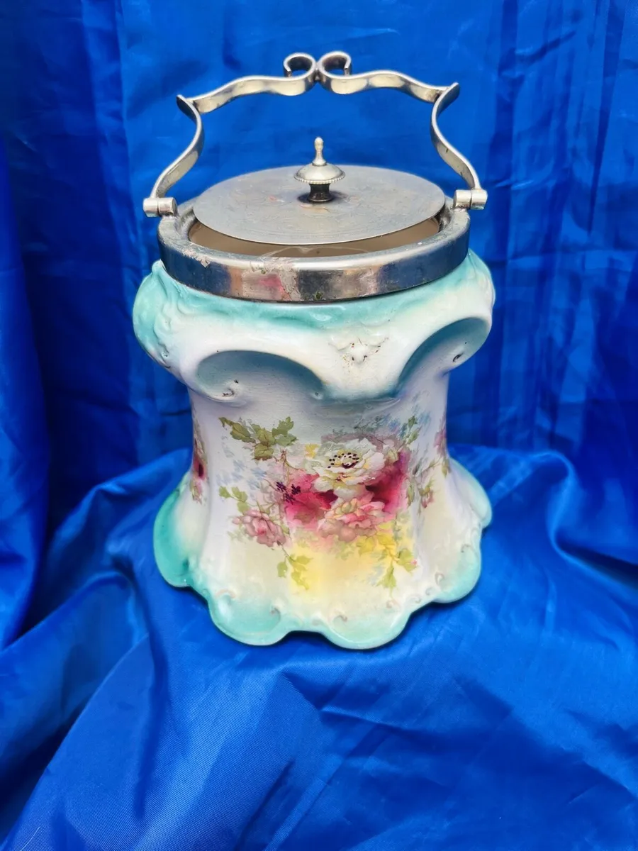 Antique biscuit jar - Image 1