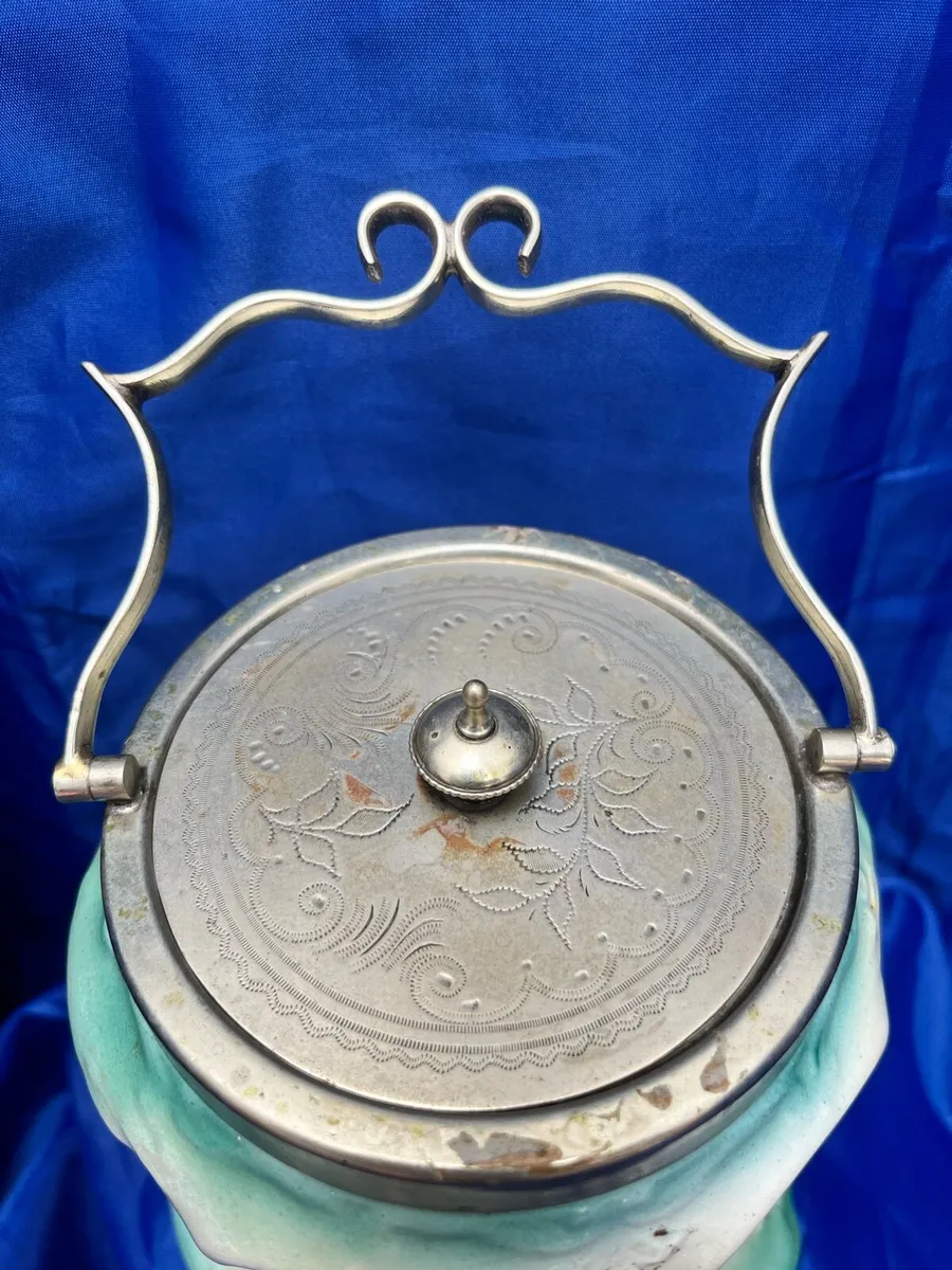 Antique biscuit jar - Image 3