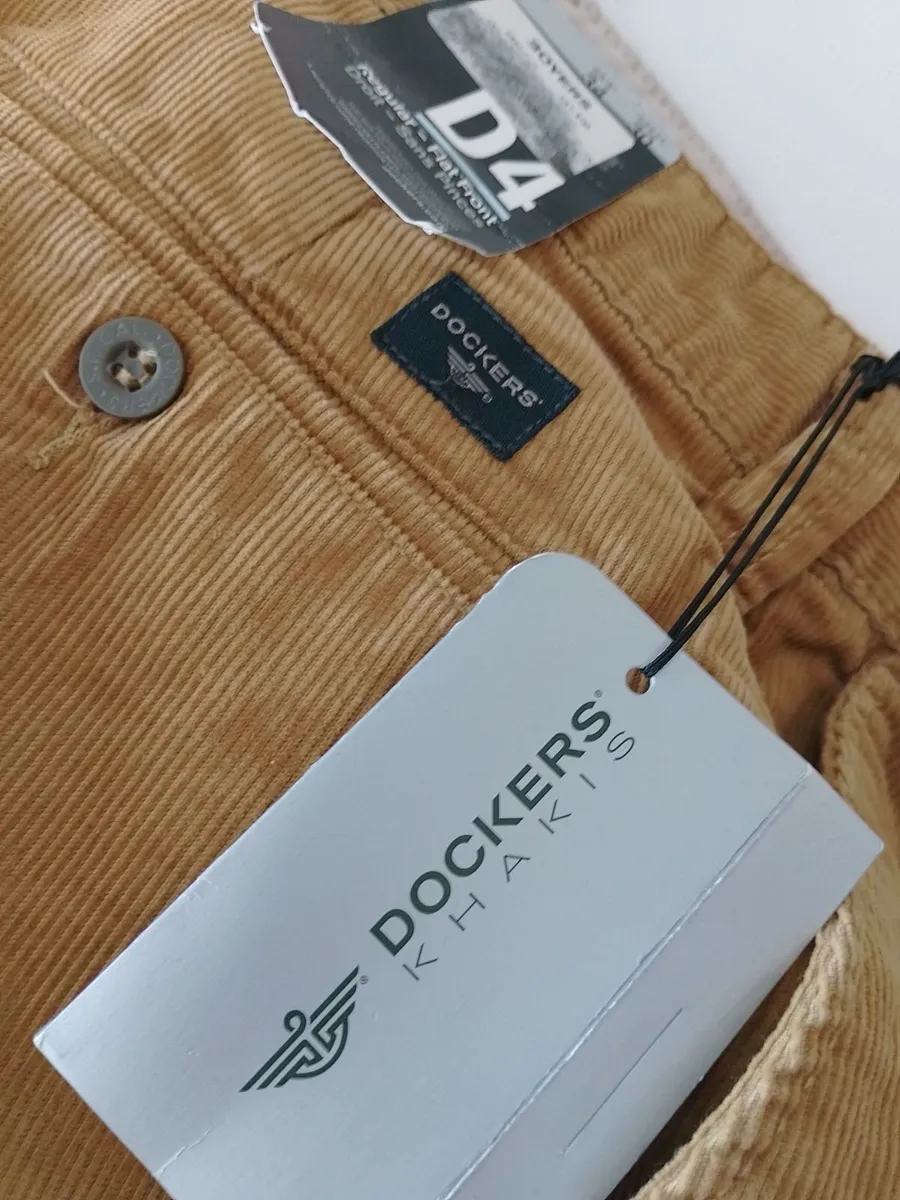 DOCKERS KHAKIS REGULAR FLAT FRONT. 34/30. - Image 1