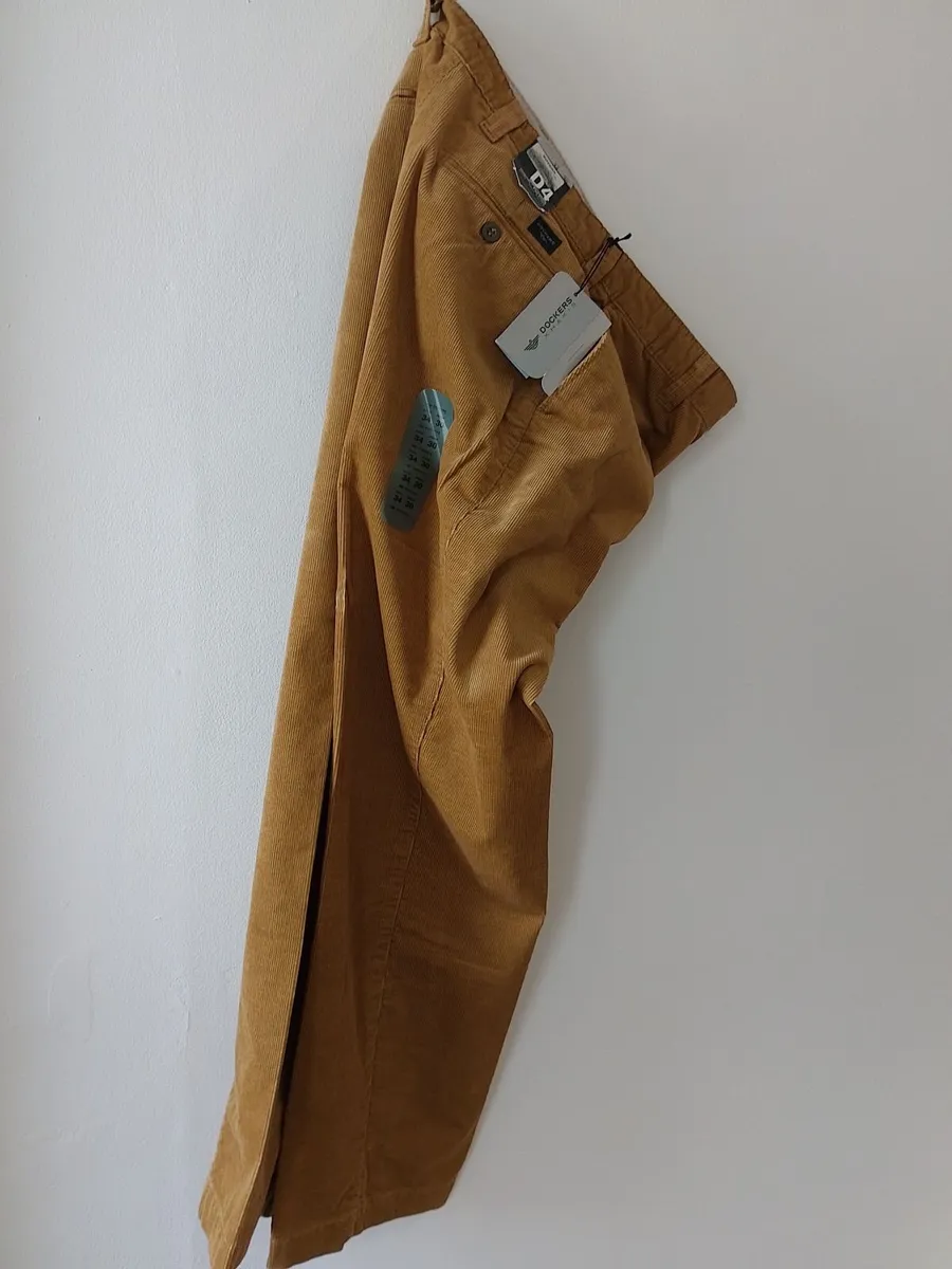 DOCKERS KHAKIS REGULAR FLAT FRONT. 34/30. - Image 2