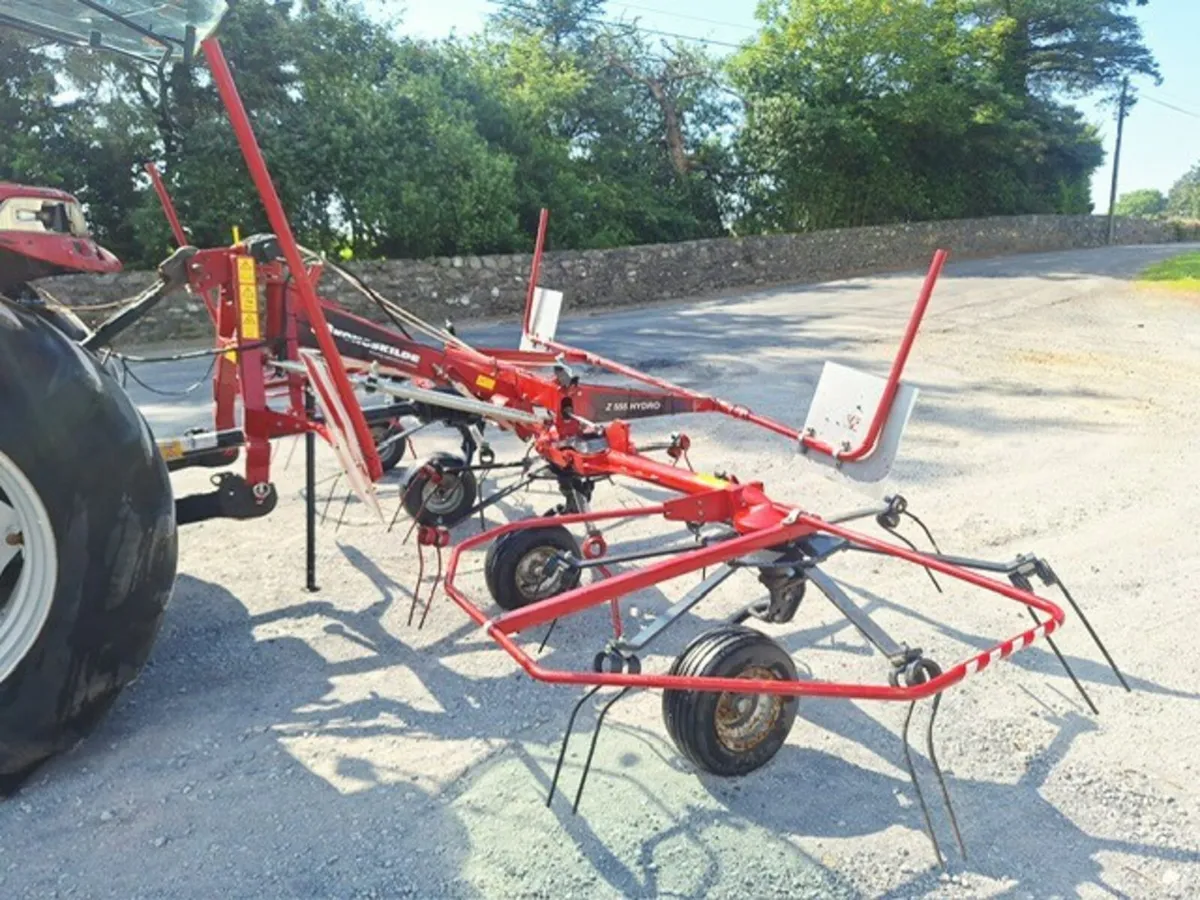2020 Kongskilde Z555 Tedder - Image 1