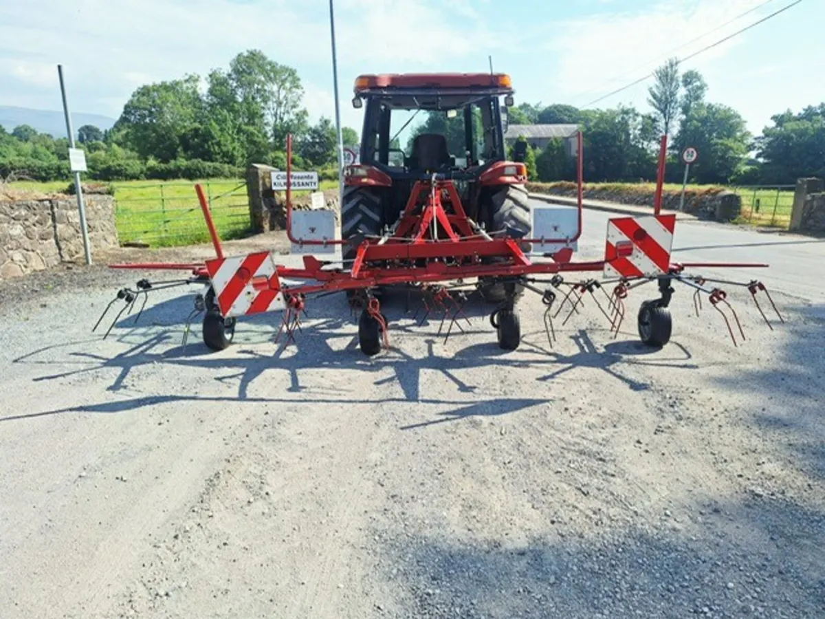 2020 Kongskilde Z555 Tedder - Image 3