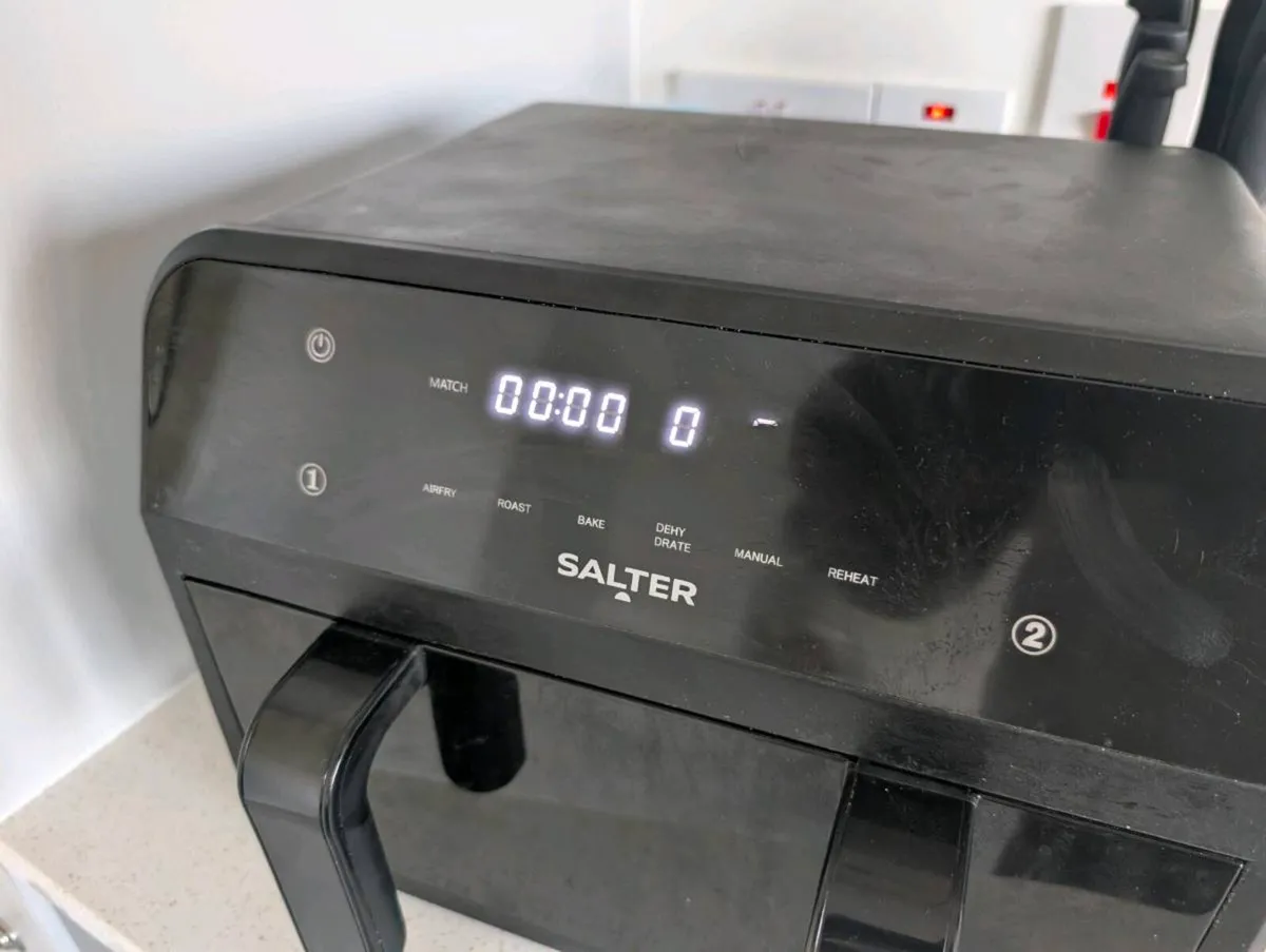 Excellent : Salter 7L Dual Air Fryer with Removabl - Image 1