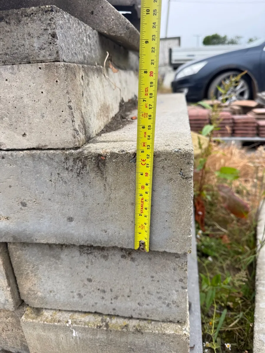 14 grey granite effect concrete kerbs - Image 3