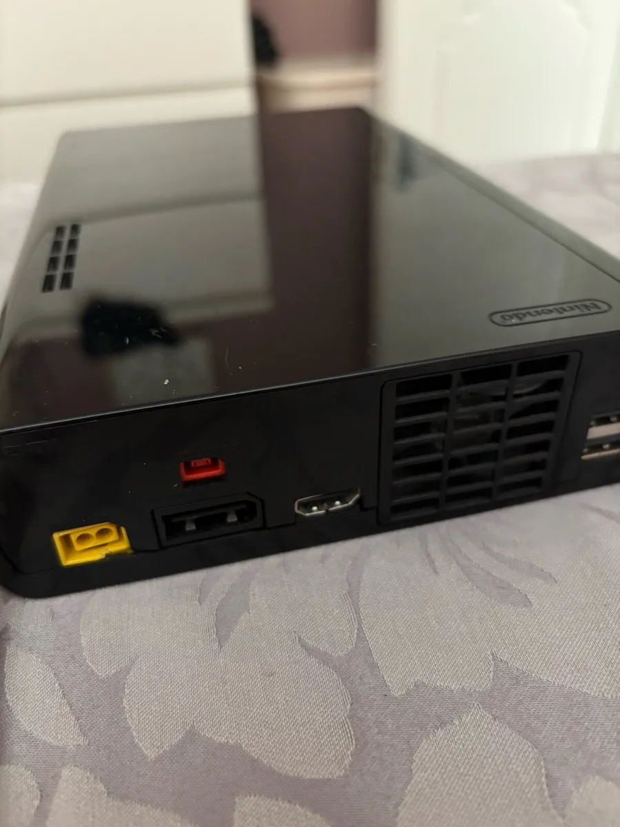 Nintendo Wii U (for spare parts) - Image 2