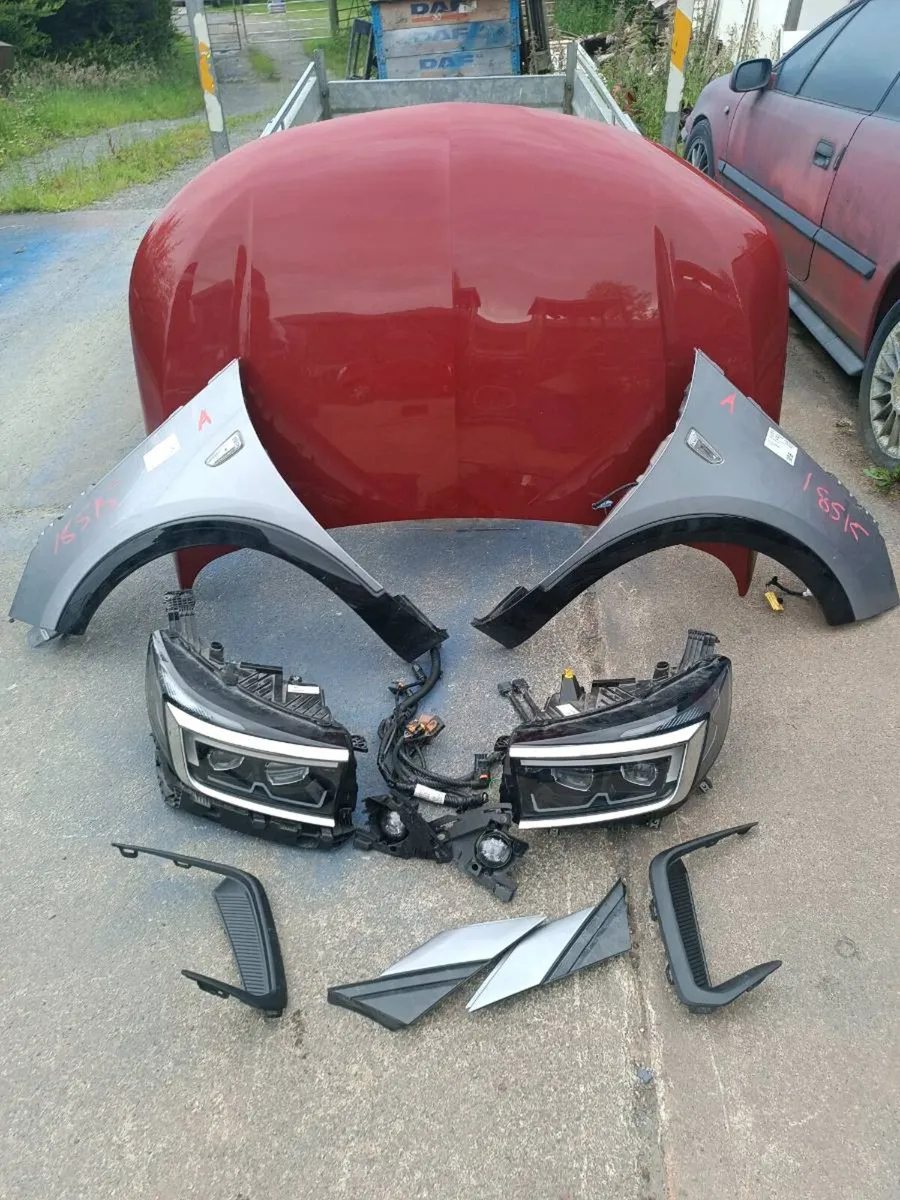 Opel Grandland parts 2021-2024 - Image 1