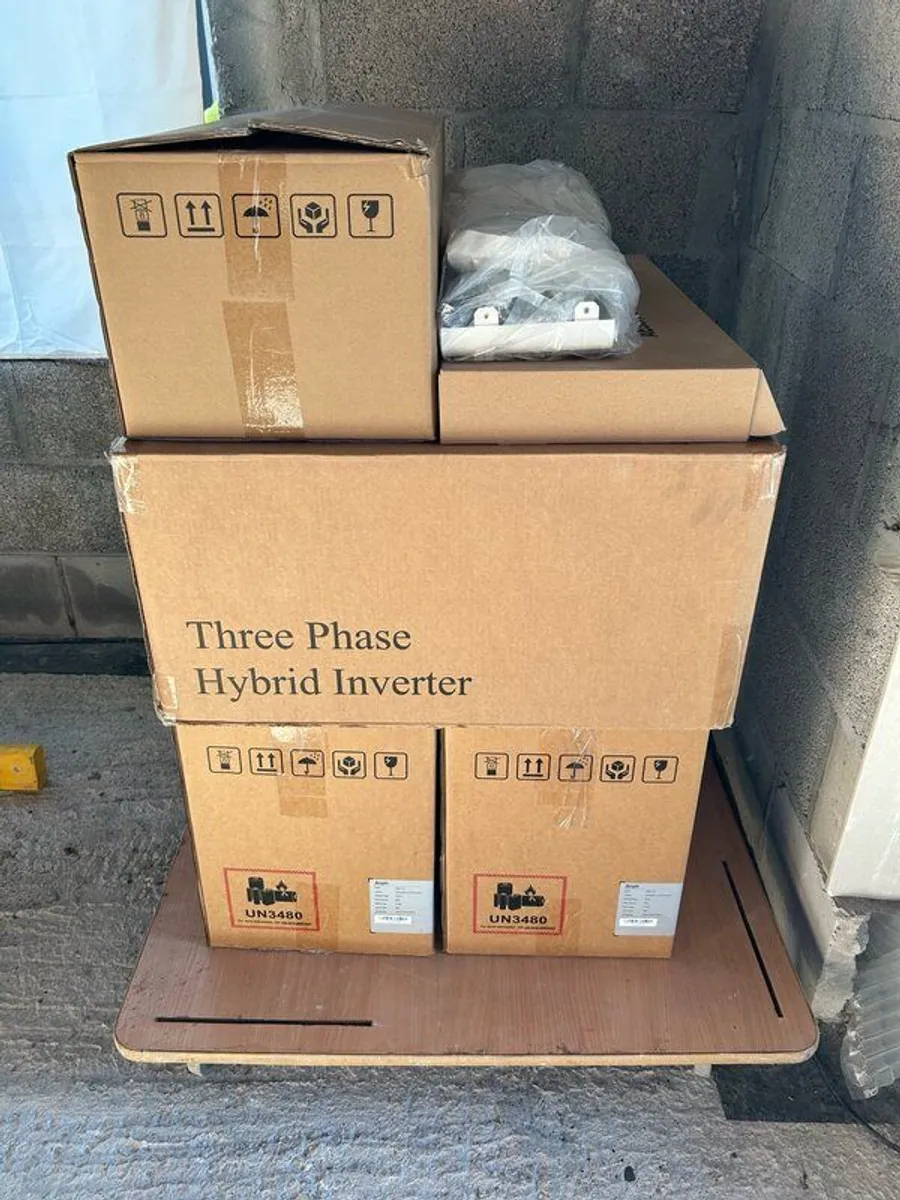 10kW 3-Phase Hybrid Solar Inverter + 2 Batteries - Image 2