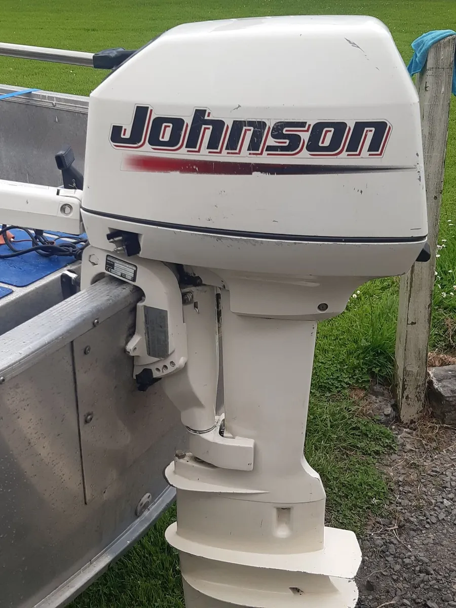 2 stroke outboard - Image 1