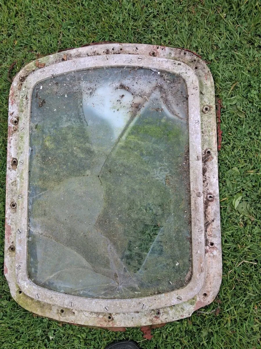 3 BOAT WINDOWS - Image 2
