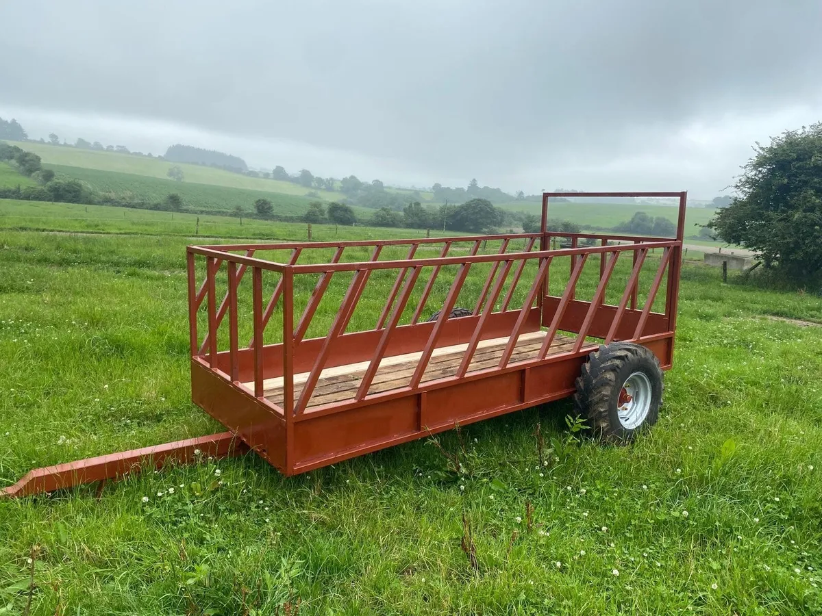 Feed Trailer - Image 3