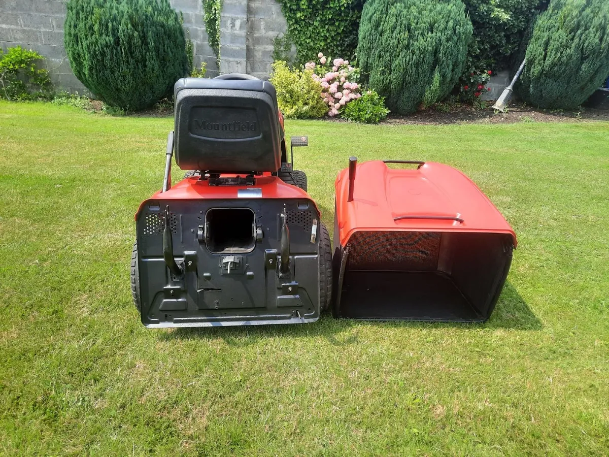 Mountfield/Castlegarden Ride On Lawnmower - Image 3