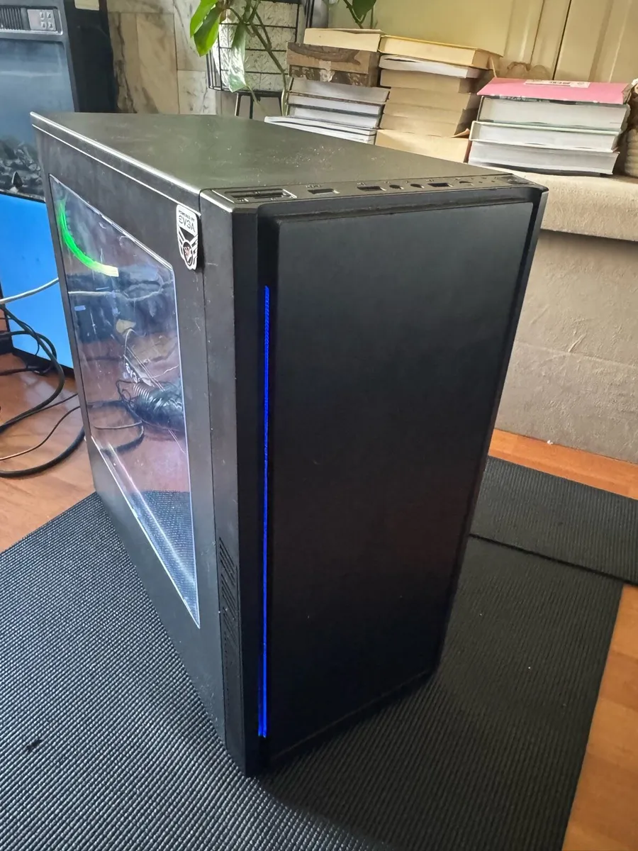 Custom i7 gaming pc - Image 1