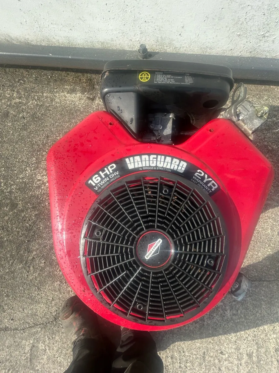 VANGUARD 16HP V-TWIN Engine - Image 1