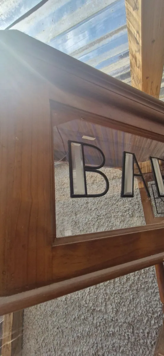 Home bar - Image 4