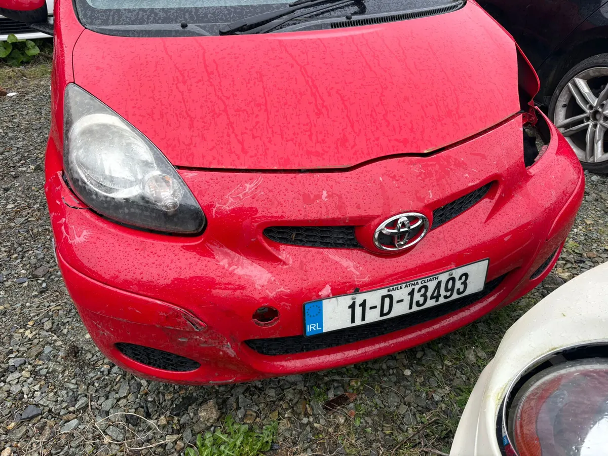 2011 Toyota Aygo 1.0 Petrol - Image 2