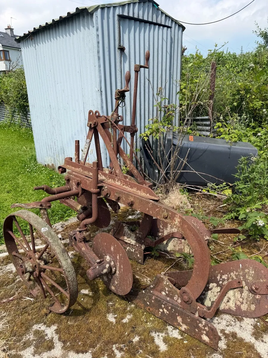 Philip Pierce and Co. Ltd Vintage plough - Image 1
