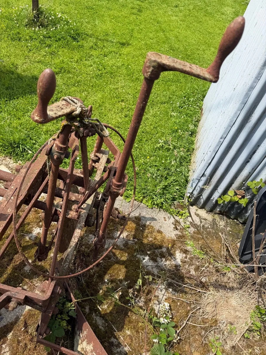 Philip Pierce and Co. Ltd Vintage plough - Image 3