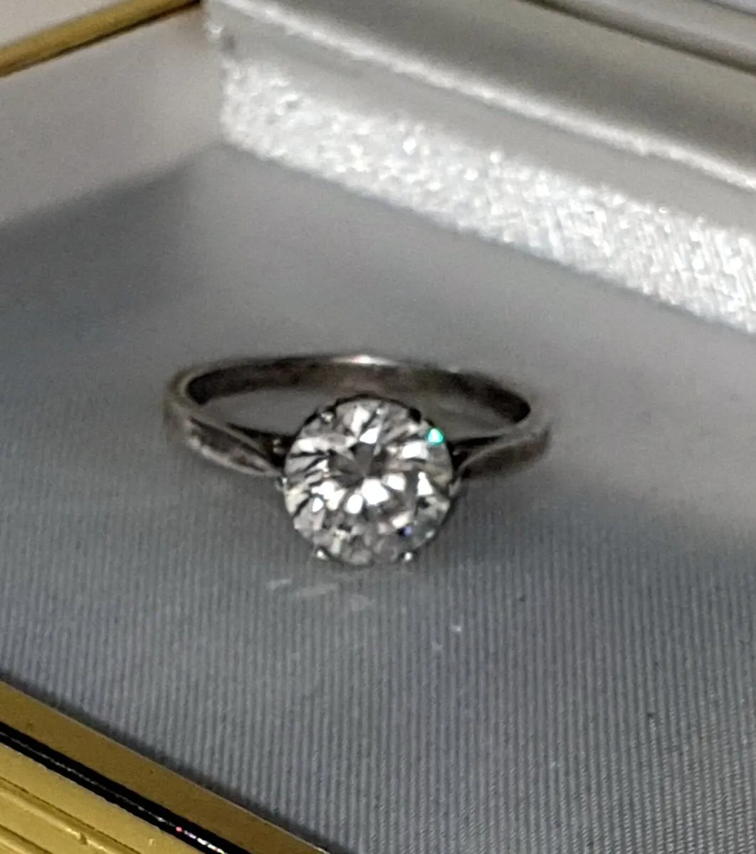 Vintage Hallmarked Silver Solitaire - Image 3