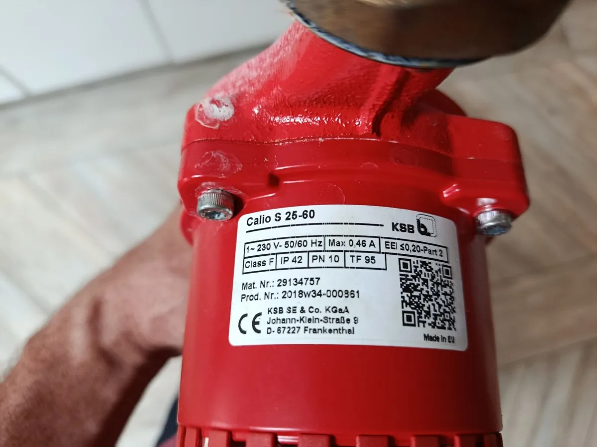 Circulating Pump - Image 1