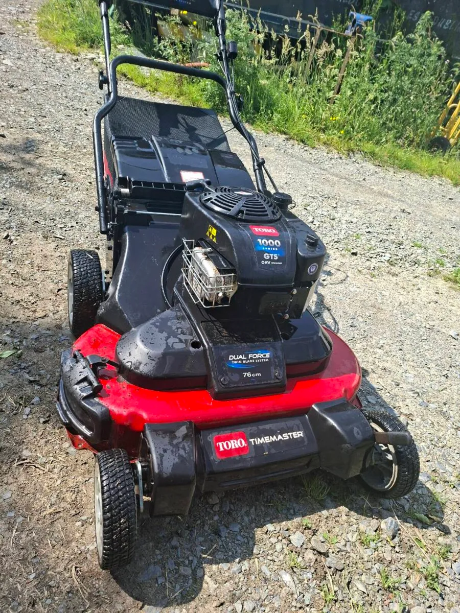 Toro timemaster 76cm lawnmower - Image 1