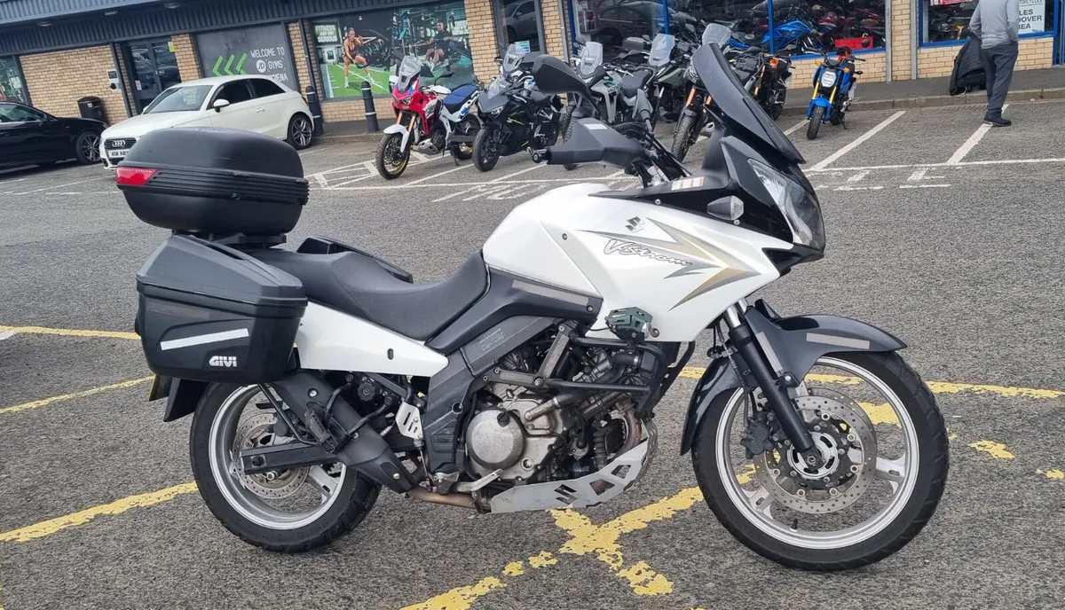 Suzuki DL650 V-Strom - Image 1