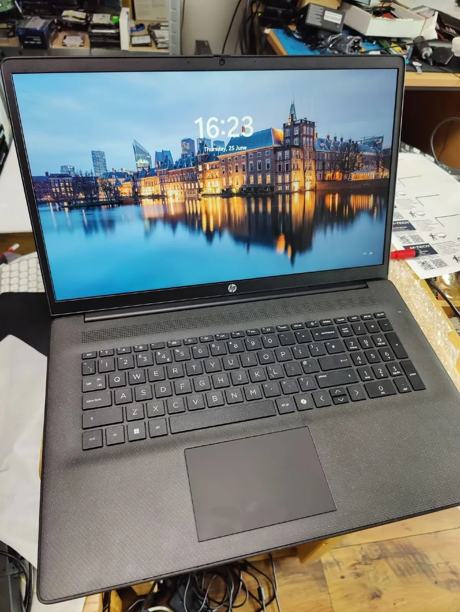 Big Screen Fast HP Laptop Intel 11th/8GB/256GB SSD - Image 1