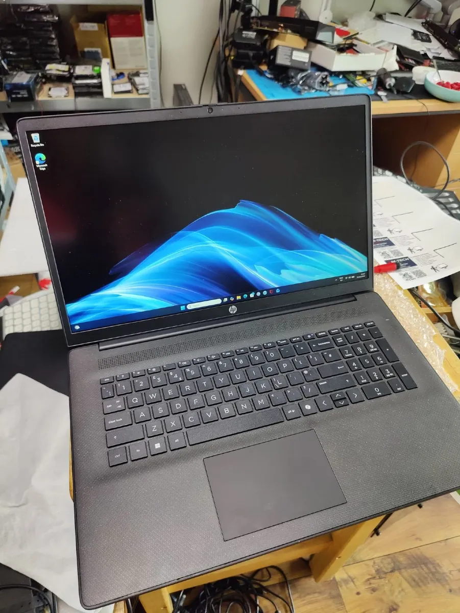 Big Screen Fast HP Laptop Intel 11th/8GB/256GB SSD - Image 2