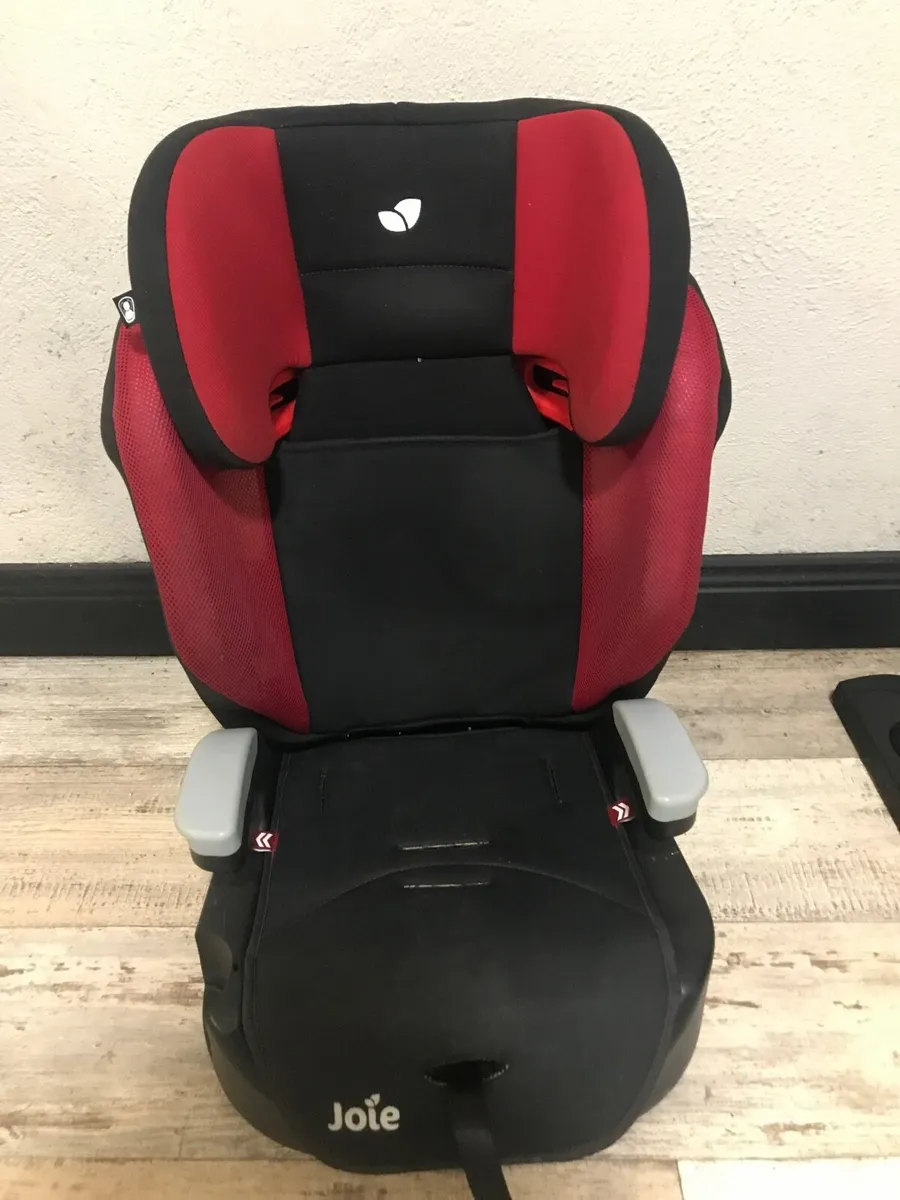 Booster seat Joie x2