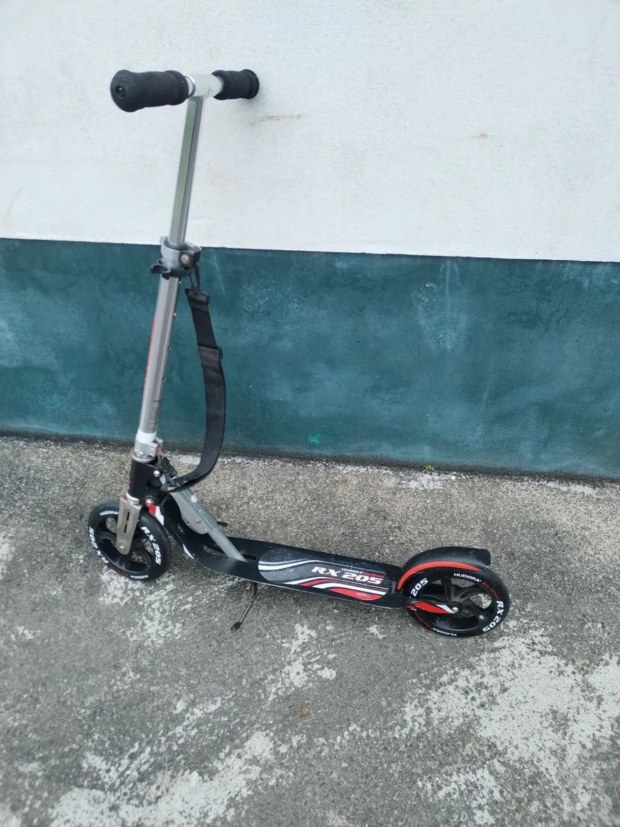 Scooter - Image 1