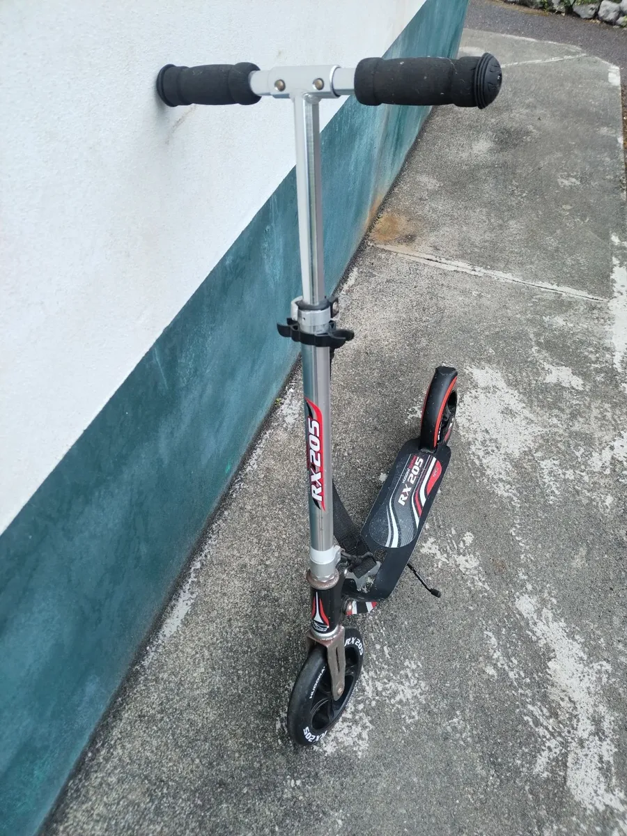 Scooter - Image 3
