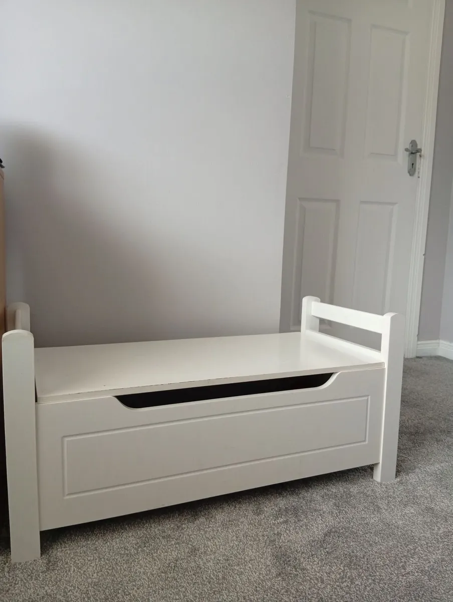 Storage bench box