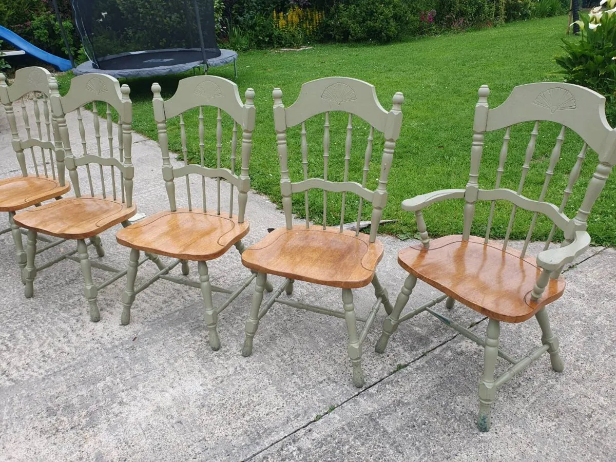 Set of 5 Heavy solid wood farmhouse dining chairs - Image 4