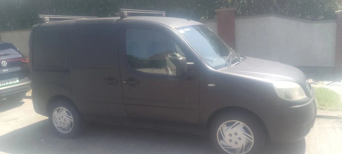 Fiat Doblo 2005 - Image 2