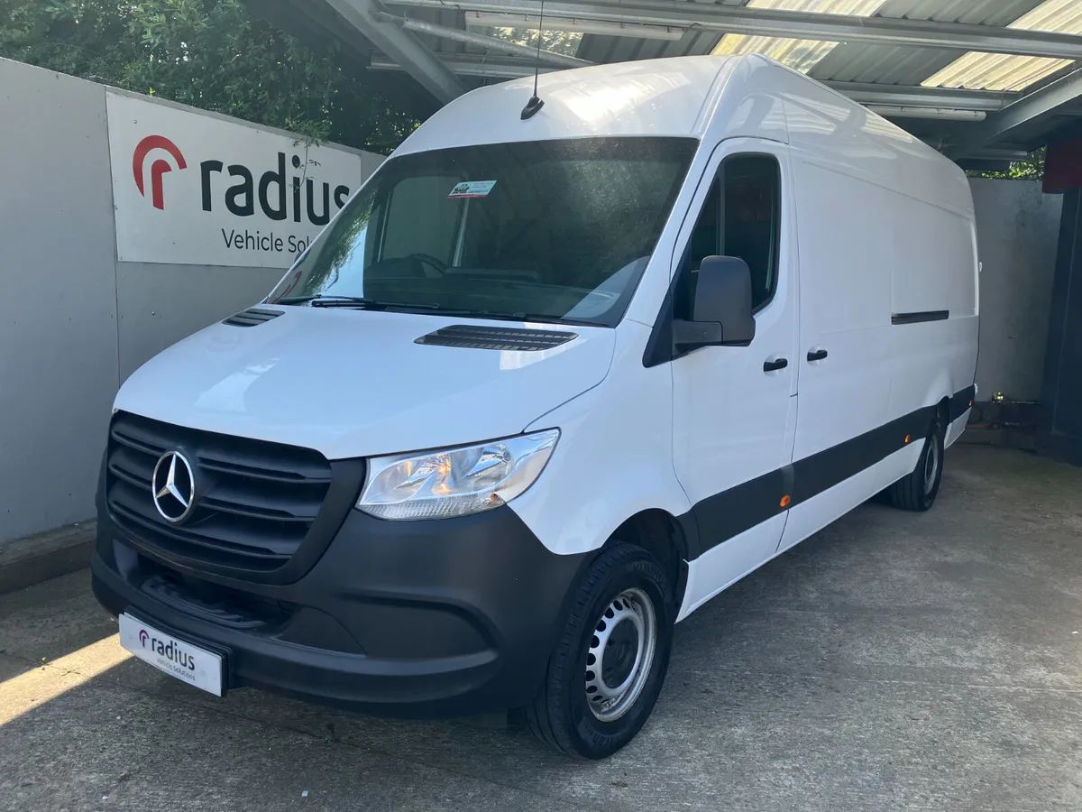 Mercedes-Benz Sprinter 2022 - Image 1