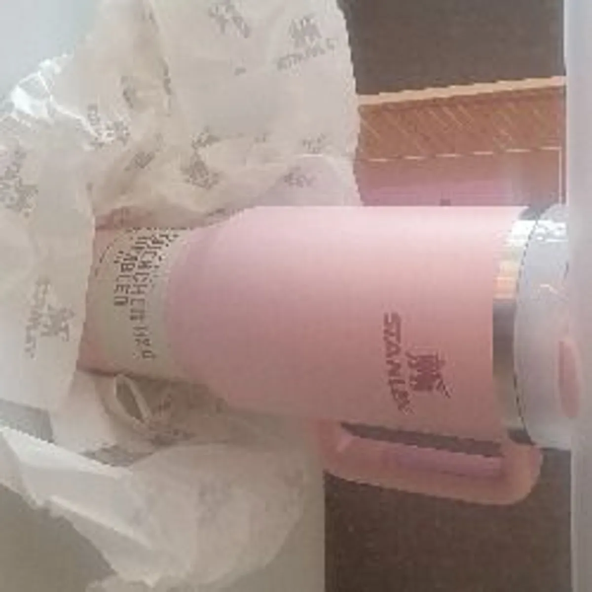 New Pink Stanley Flowstate Tumbler 40z - Image 4