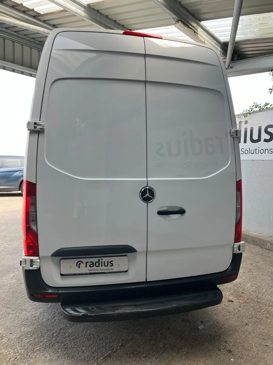 Mercedes-Benz Sprinter 2021 - Image 4