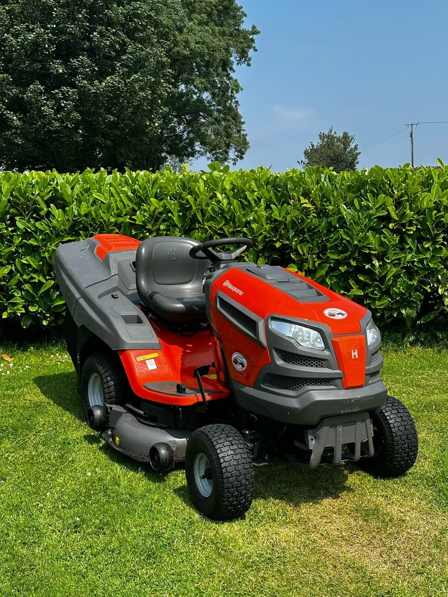 Husqvarna Cth184T Ride on Mower - Image 1