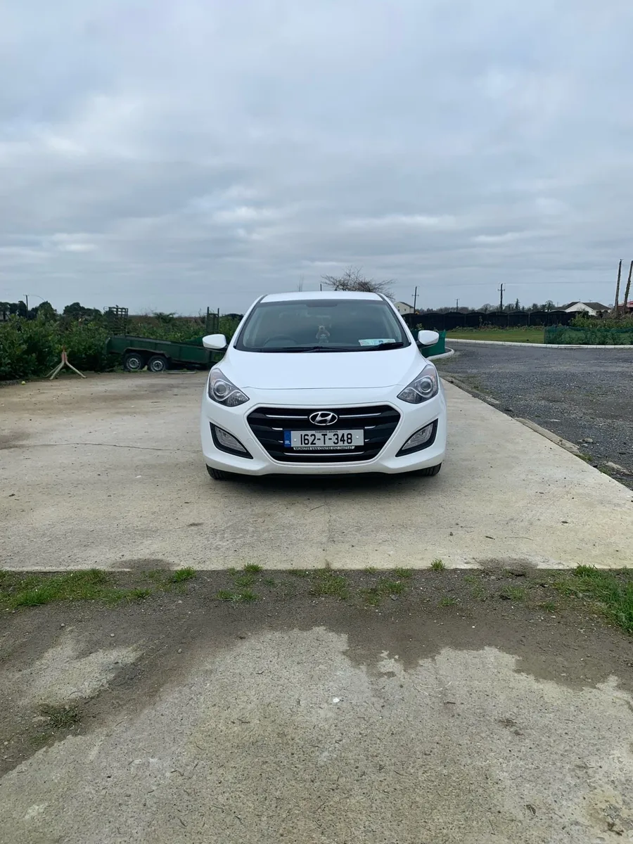 Hyundai i30 2016 / 5DR Van - Image 2
