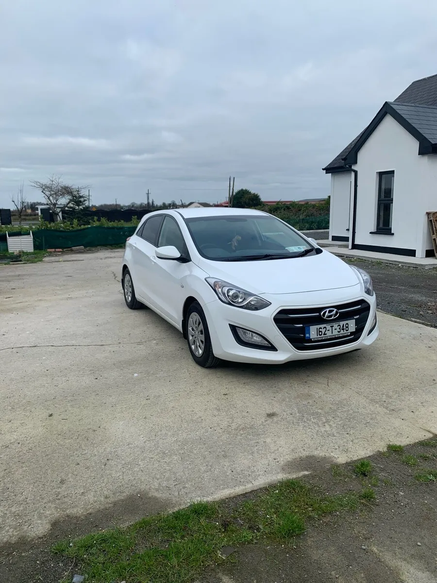 Hyundai i30 2016 / 5DR Van - Image 3