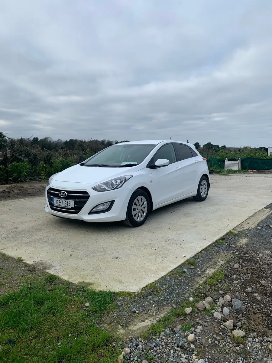 Hyundai i30 2016 / 5DR Van - Image 1