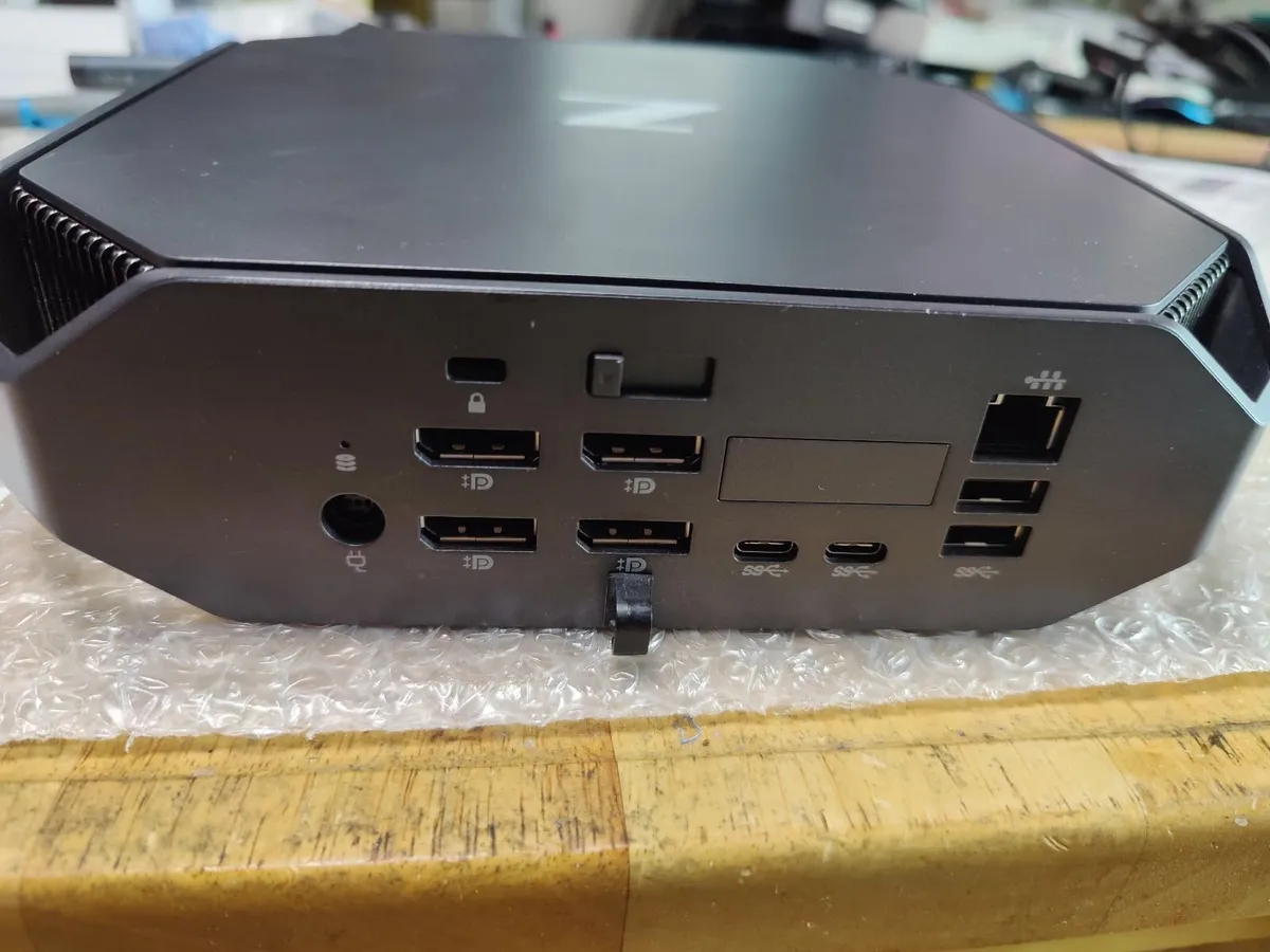 HP Z2 mini workstation PC Intel i7/ 16gb DDR4/Quad - Image 2