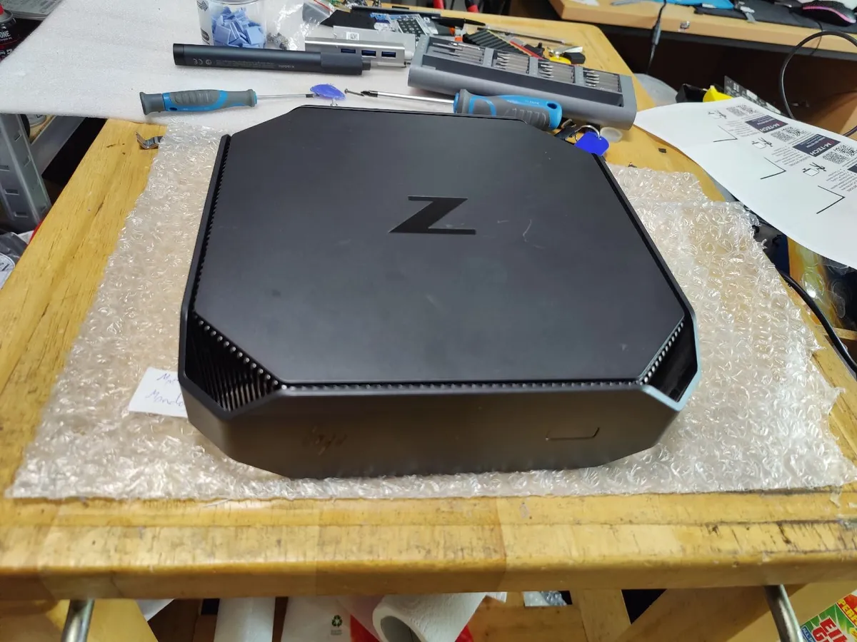 HP Z2 mini workstation PC Intel i7/ 16gb DDR4/Quad - Image 1
