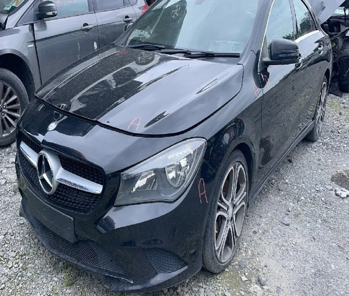 2015 MERCEDES CLA200 For Breaking/Dismantling - Image 1