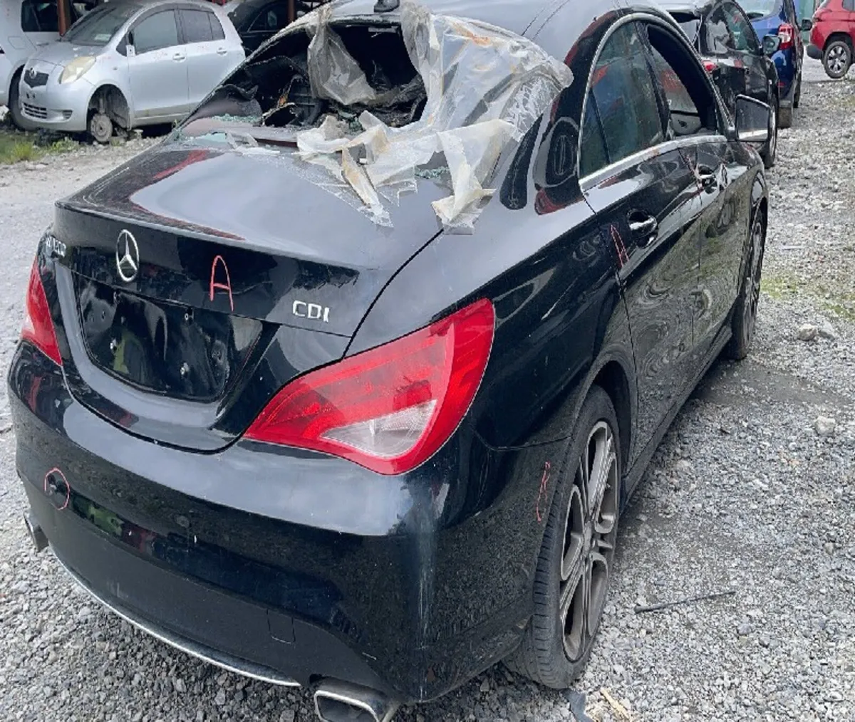 2015 MERCEDES CLA200 For Breaking/Dismantling - Image 3
