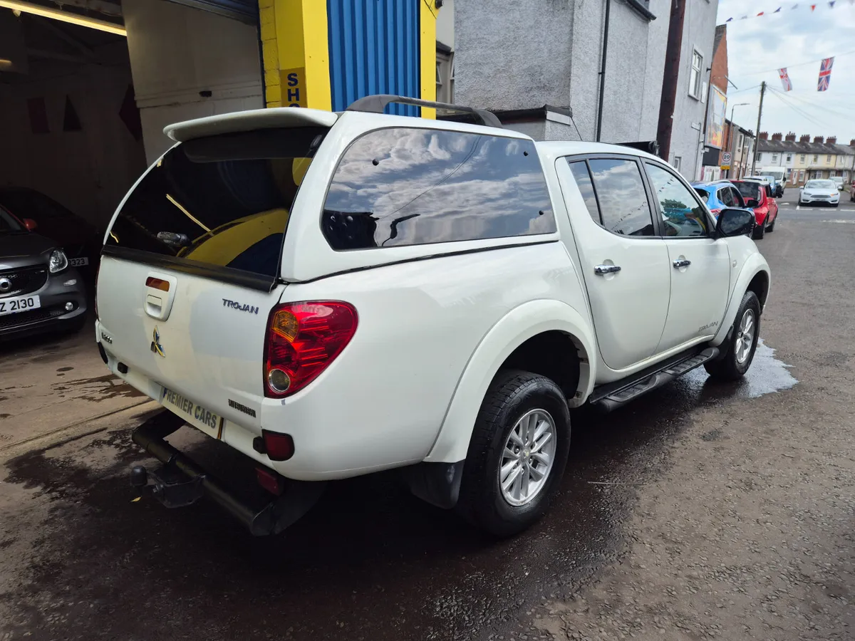 Mitsubishi L200 2014 - Image 2
