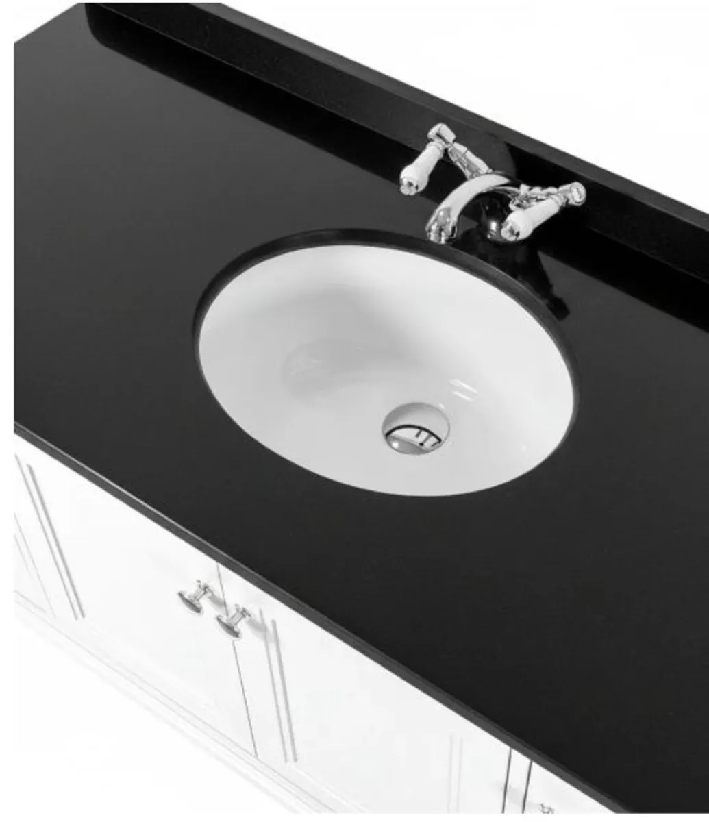 bathroom - Image 3