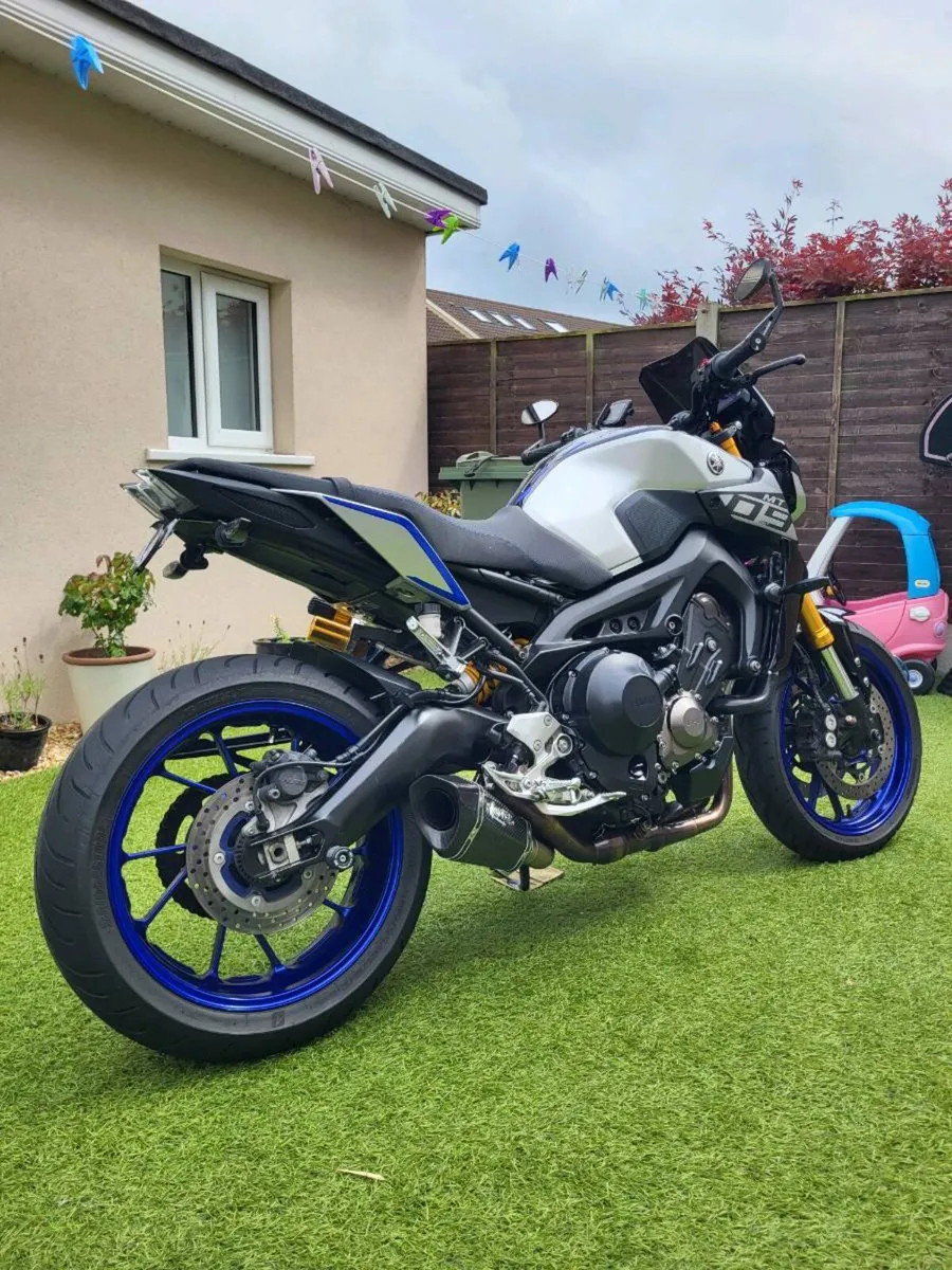 YAMAHA MT09-SP 2018 - Image 3