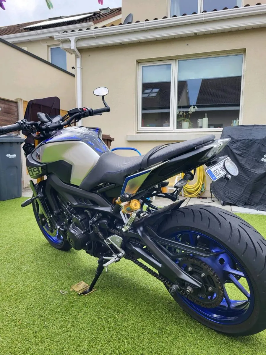 YAMAHA MT09-SP 2018 - Image 4