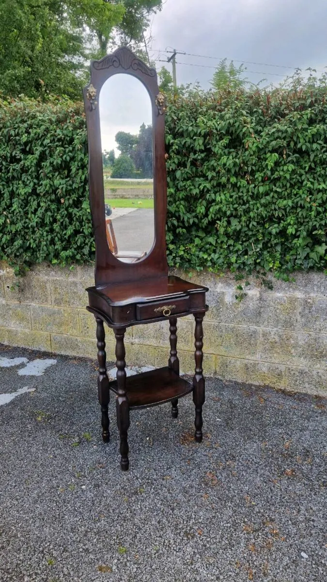 Vintage mahogany-style hall stand - Image 1