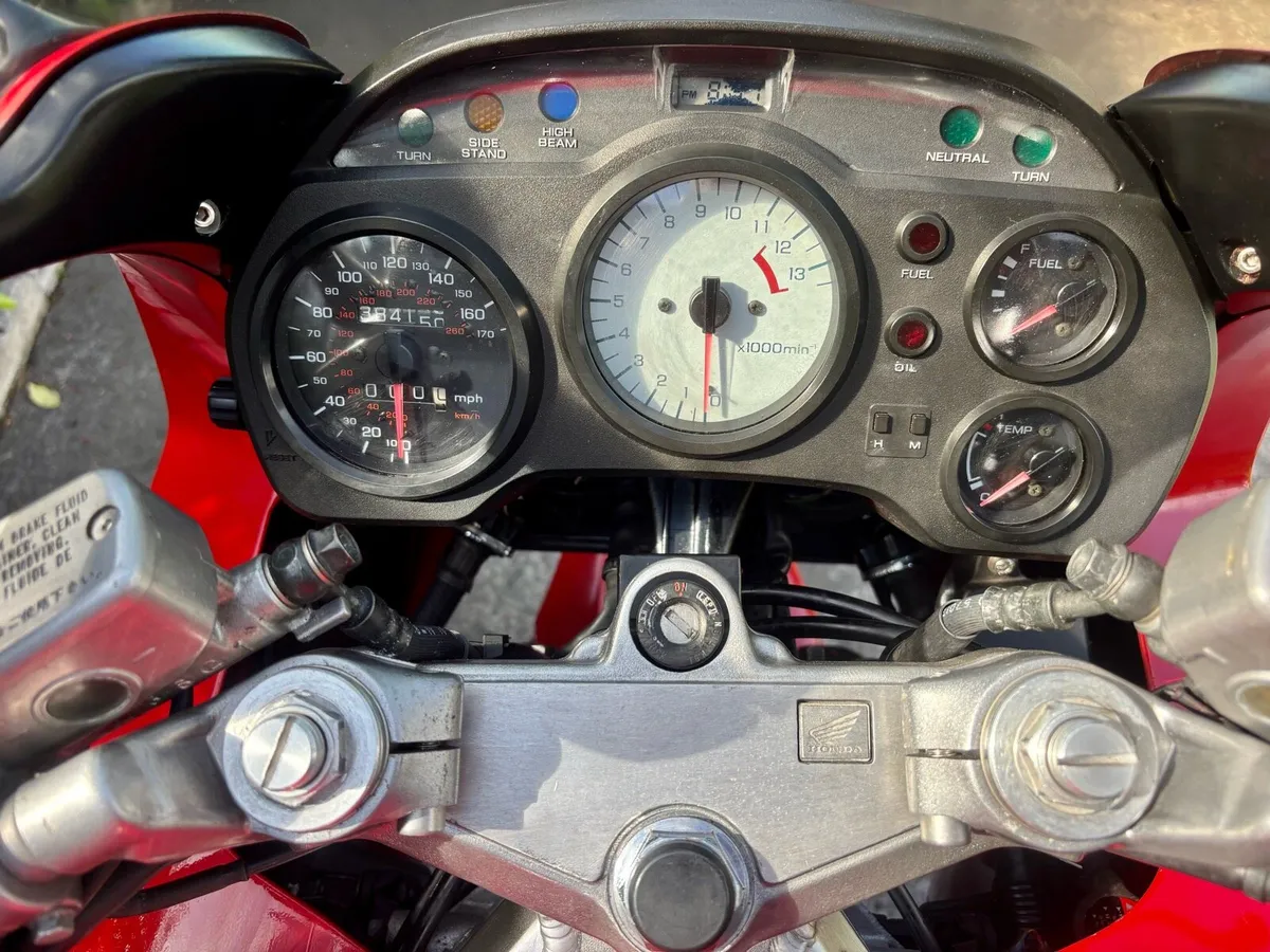 Honda vfr750 X2 - Image 4
